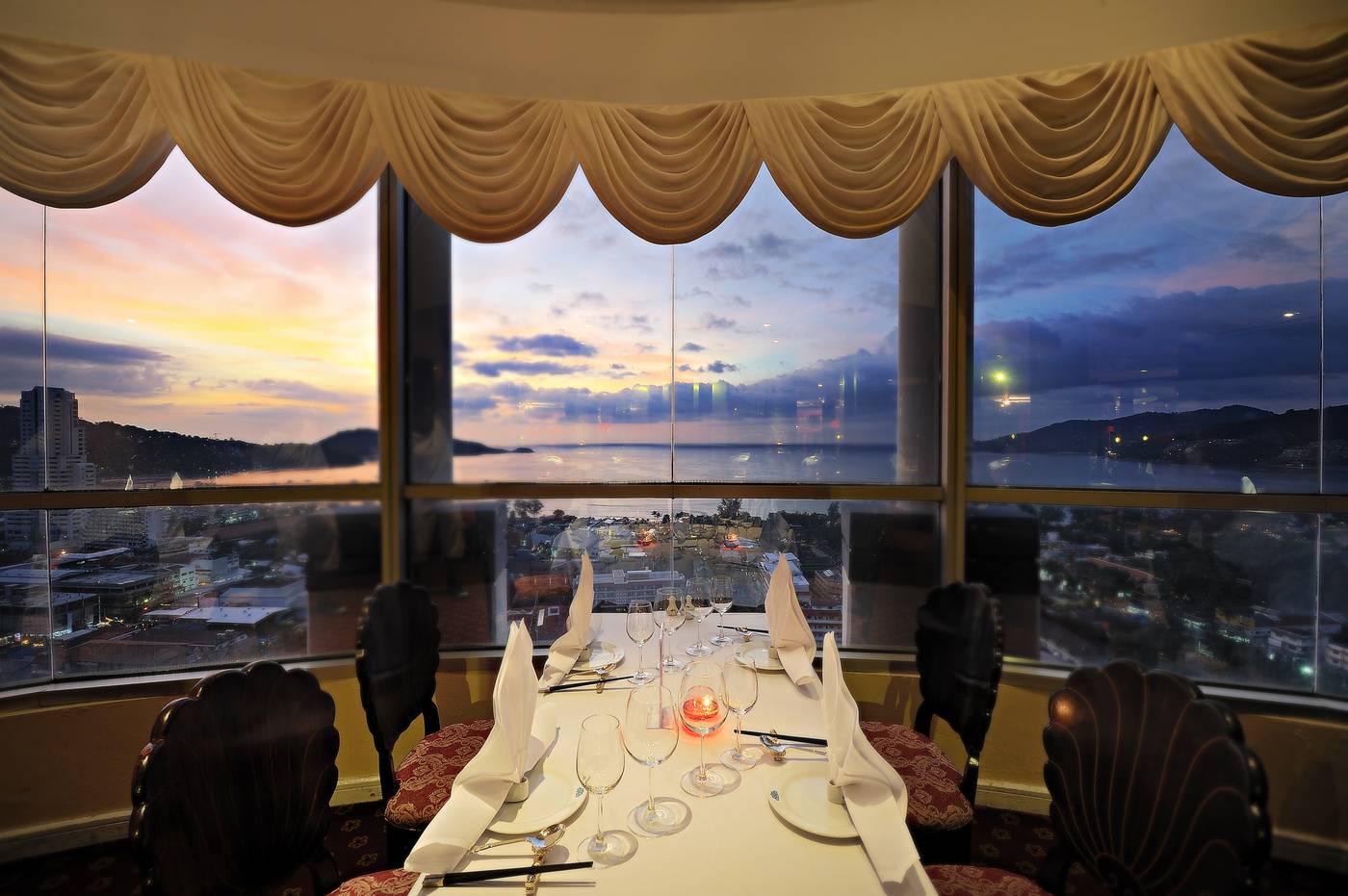 Royal-Paradise-Restaurant-61