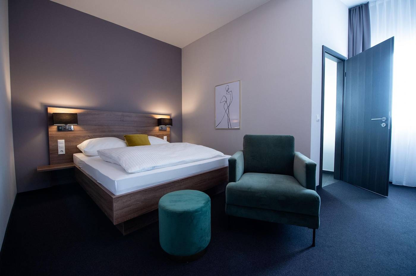 V Boutique Hotel-Germany-BOEBLINGEN-Room-8