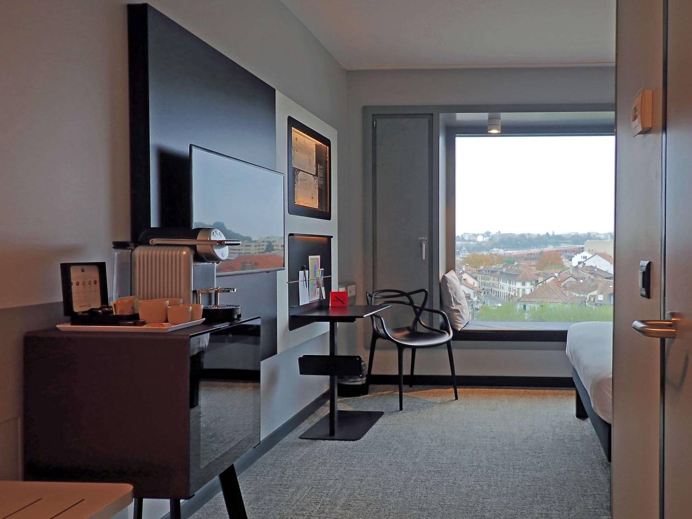 Ibis-Styles-Geneve-Carouge-Room-21