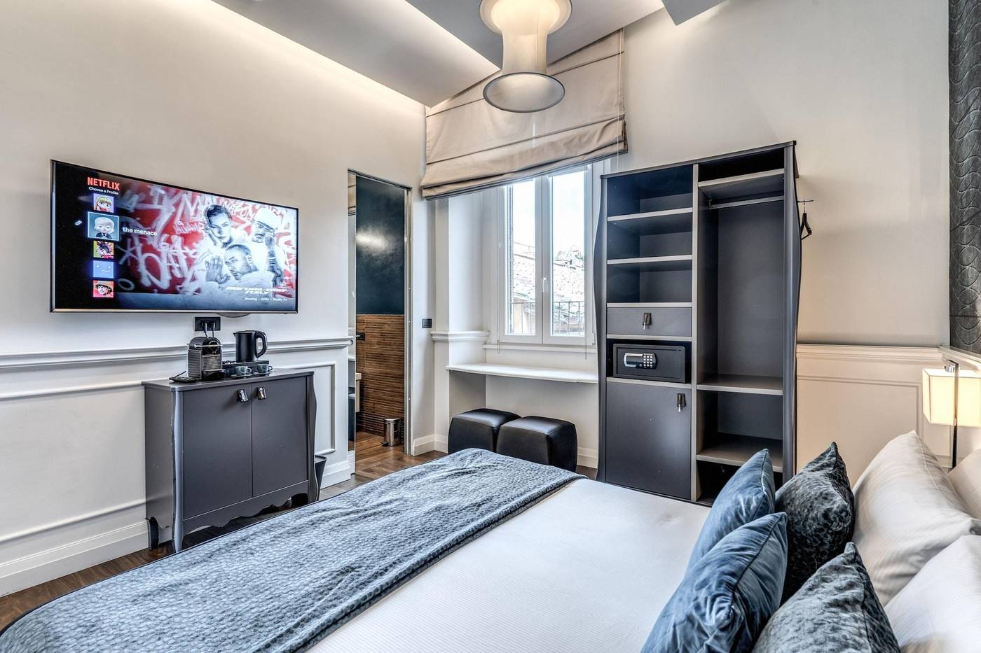 Rhea-Silvia-Luxury-Rooms-Spagna-Room-1