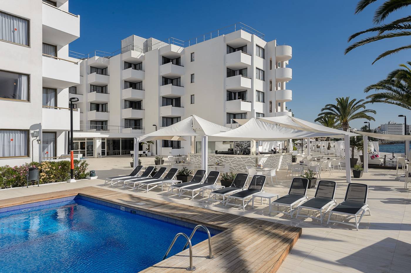 Aparthotel-Playasol-Jabeque-Soul-Pool-1