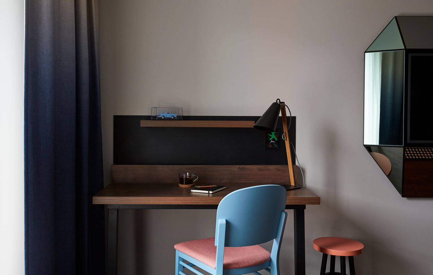 Hotel-Indigo-Berlin---East-Side-Gallery-Room-31