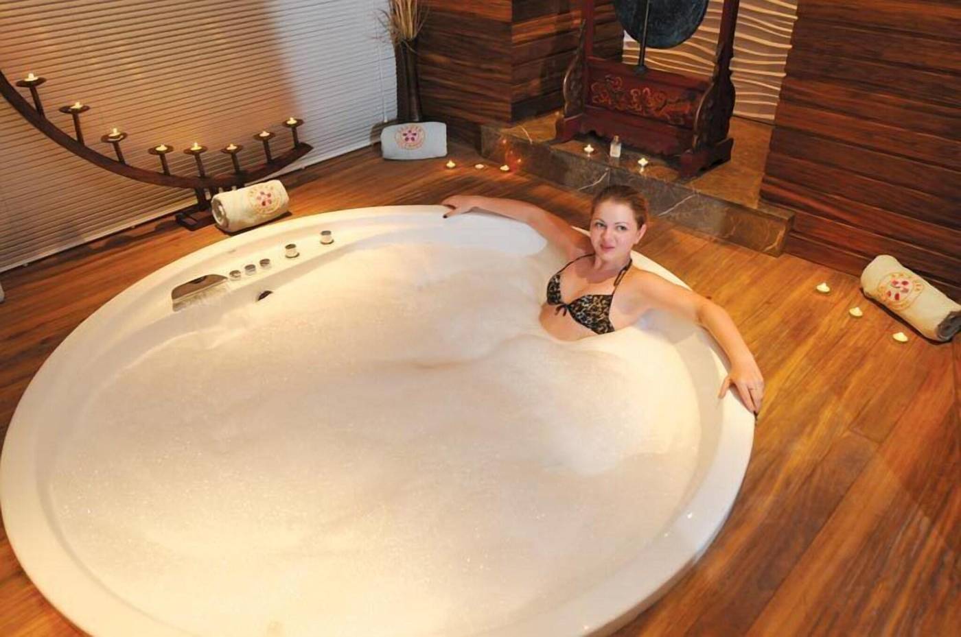 Fame-Residence-Kemer-Pool-75