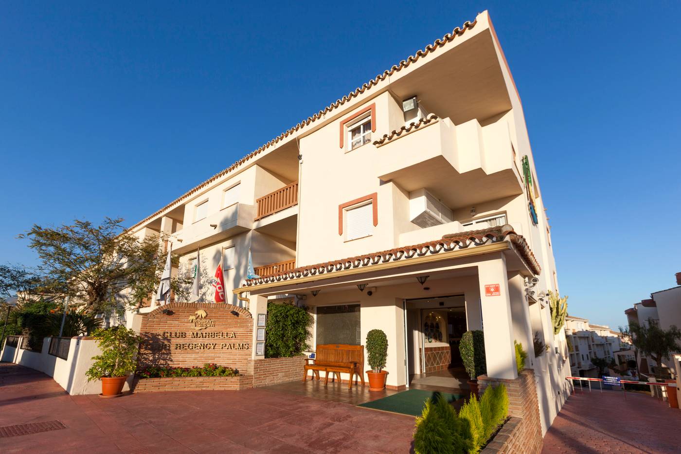 Crown-Resorts-Lobby-15