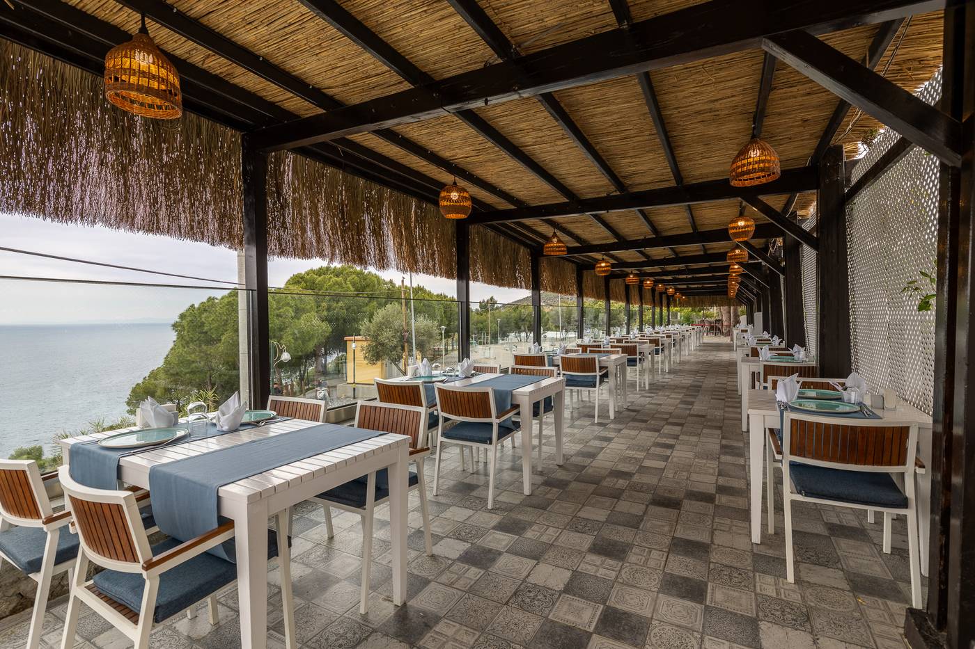 Ramada-Resort-by-Wyndham-Kusadasi---Golf-Restaurant-15