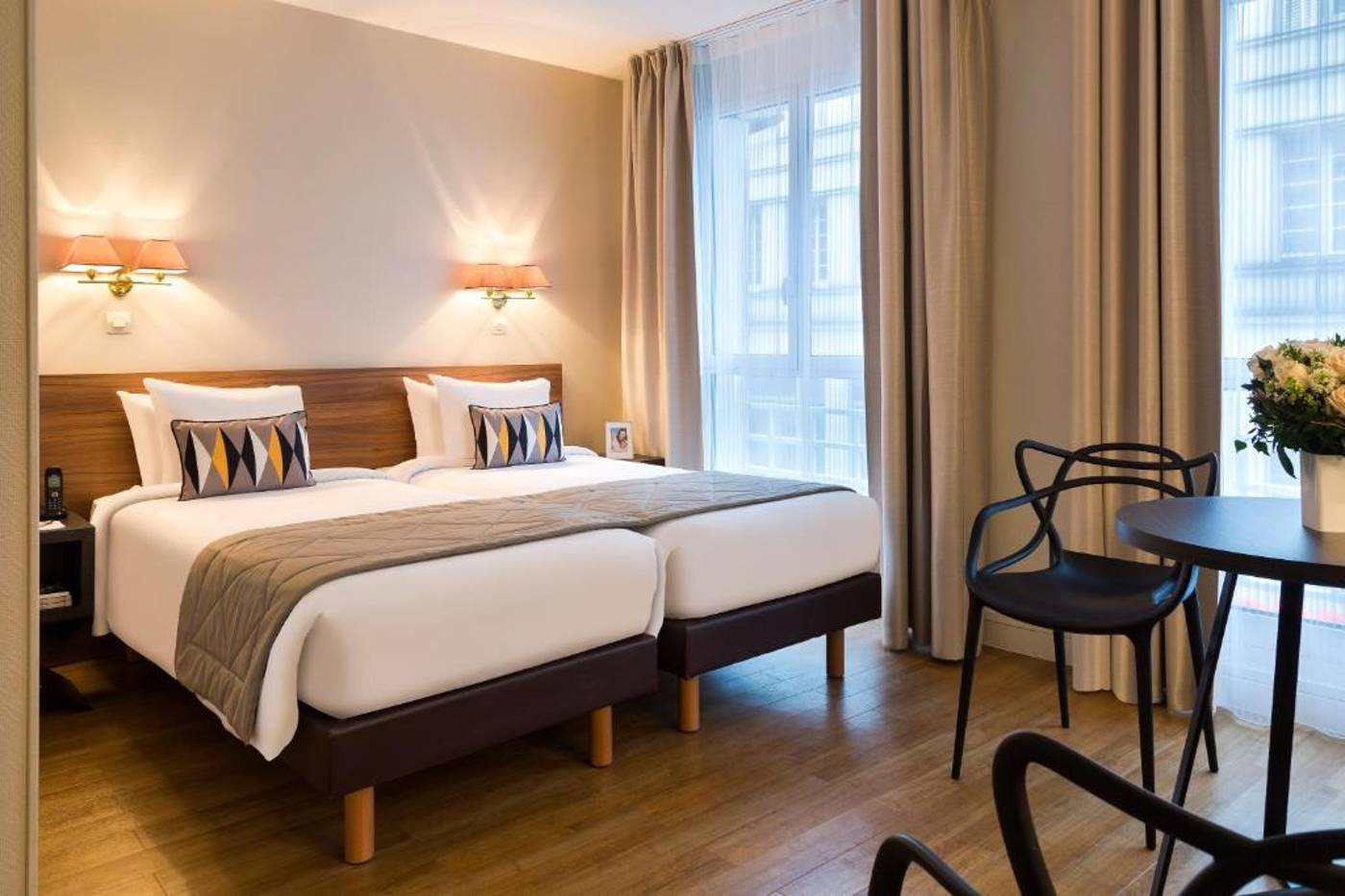 Citadines-Tour-Eiffel-Room-20