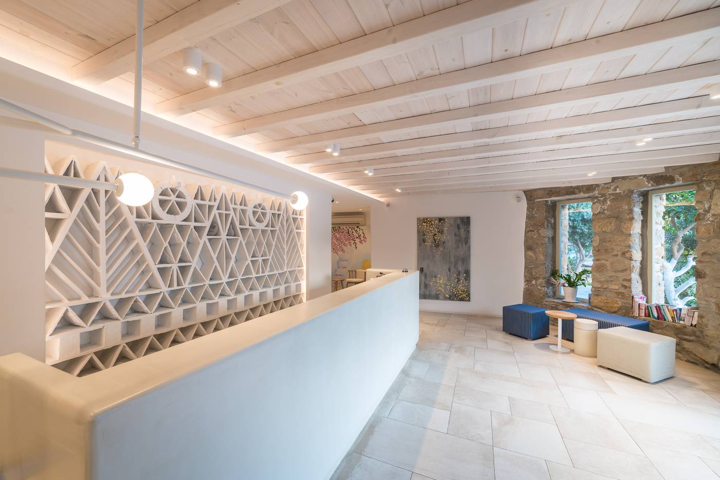 Vienoula-s-Garden-Lobby-40