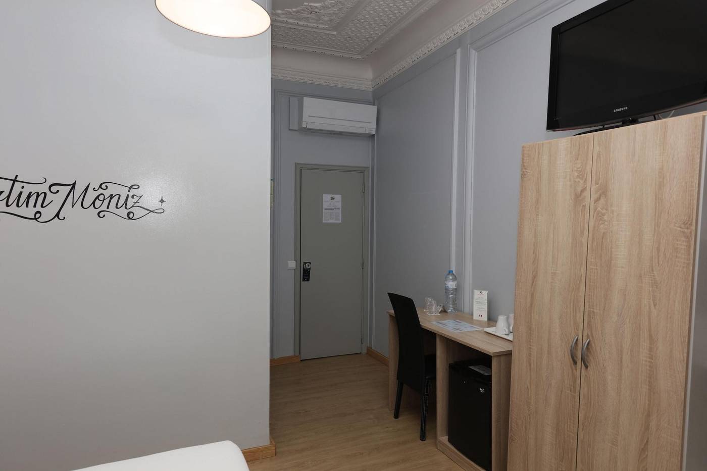 O-El-trico-Guesthouse-Room-26