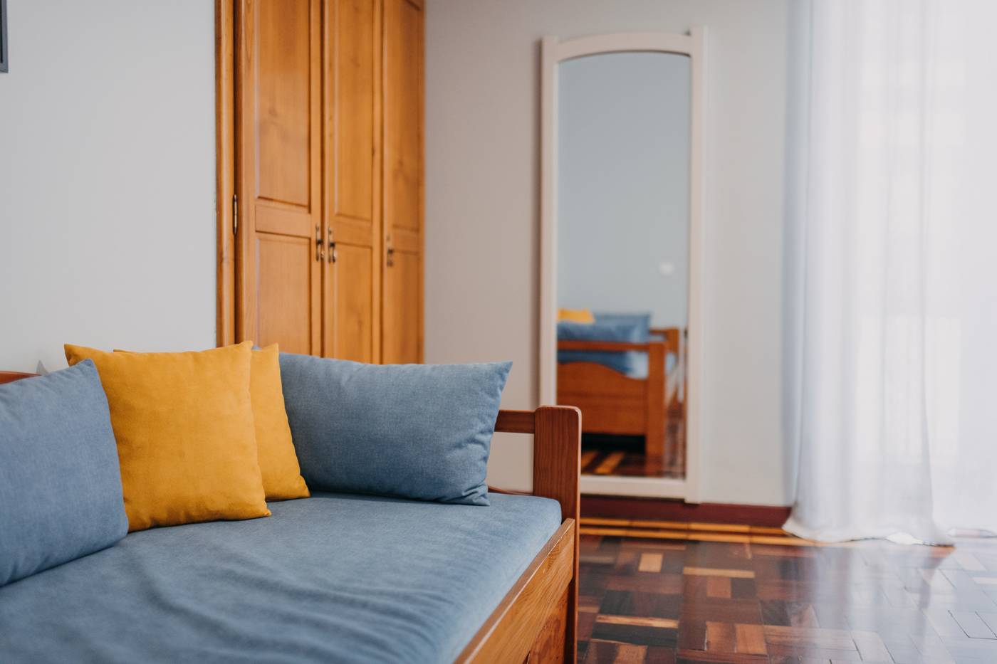 ASPA-Studios---Urban-Conscious-Living-Room-14