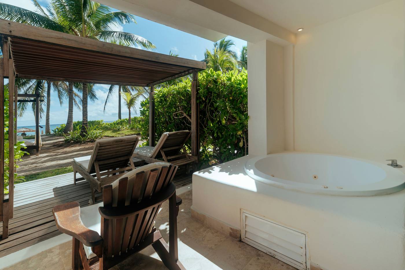 Akumal-Bay-Beach---Wellness-Resort-Room-46