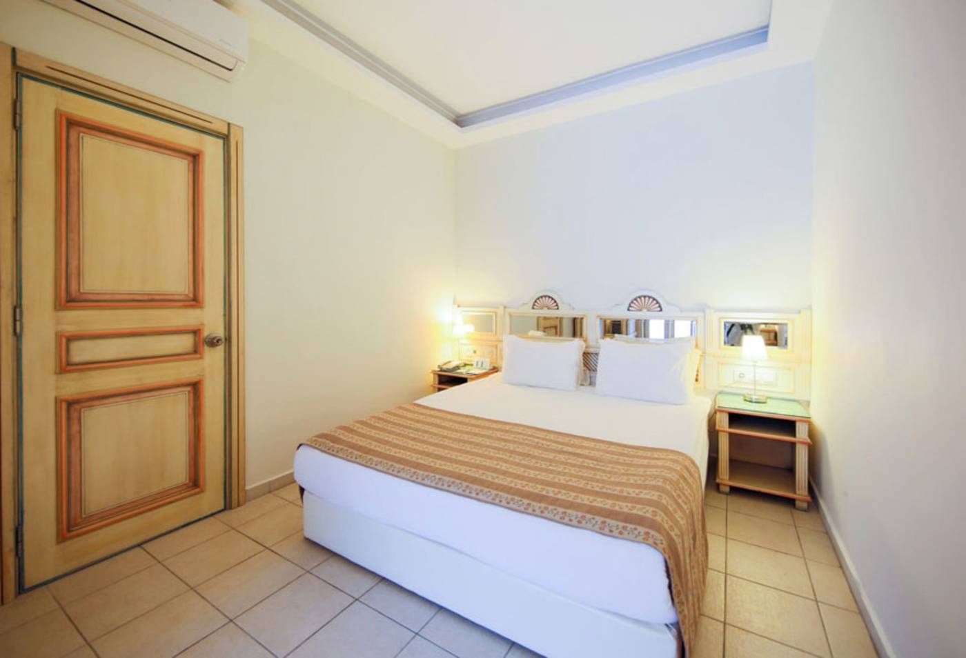 Salmakis-Beach-Resort---Spa-Room-16