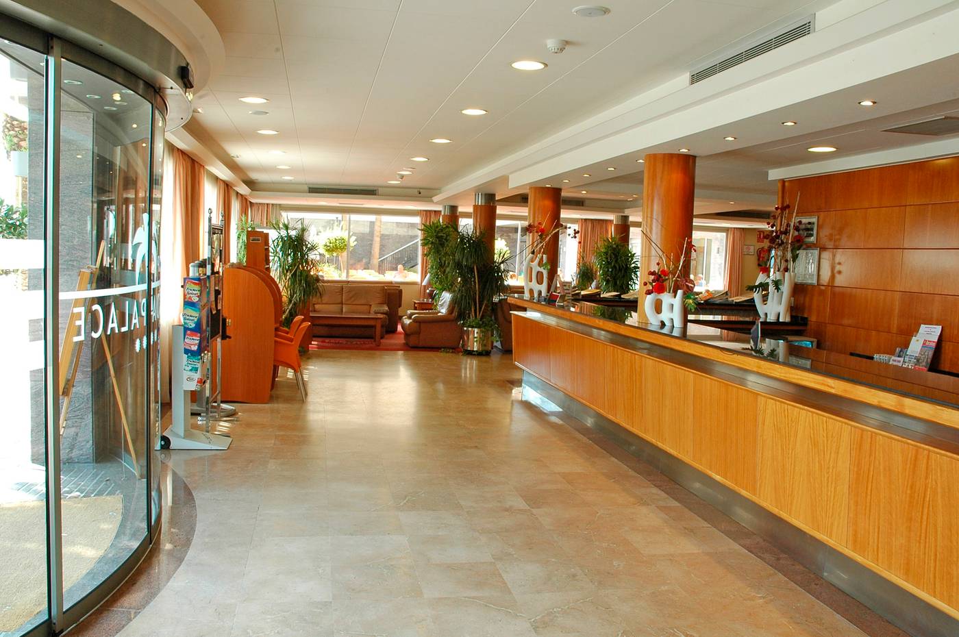 htop-Pineda-Palace---Adults-Recommended-Lobby-27