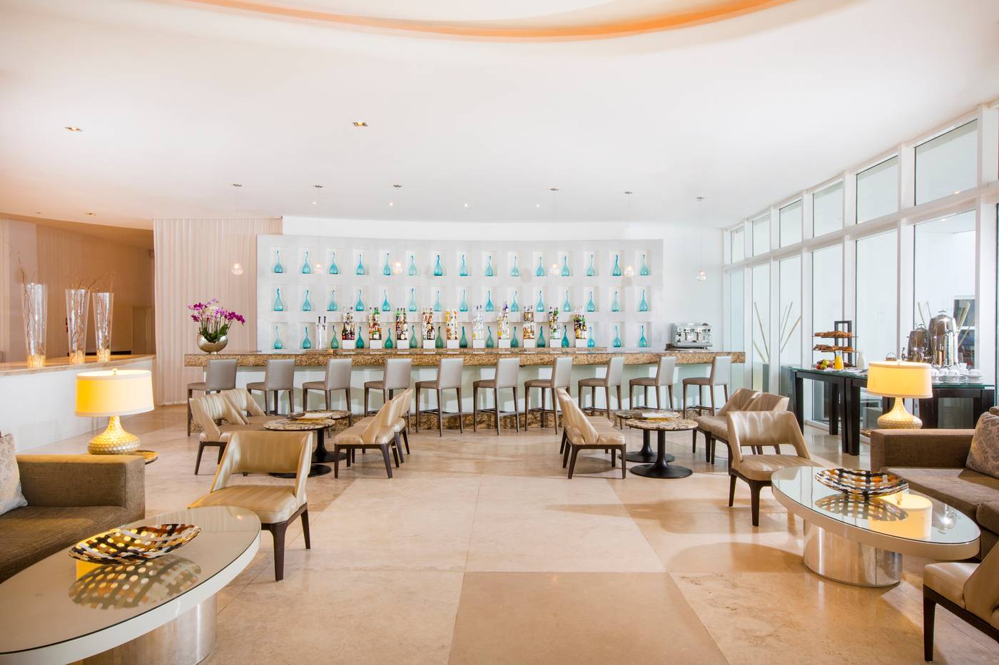 Le-Blanc-Spa-Resort-Bar-39