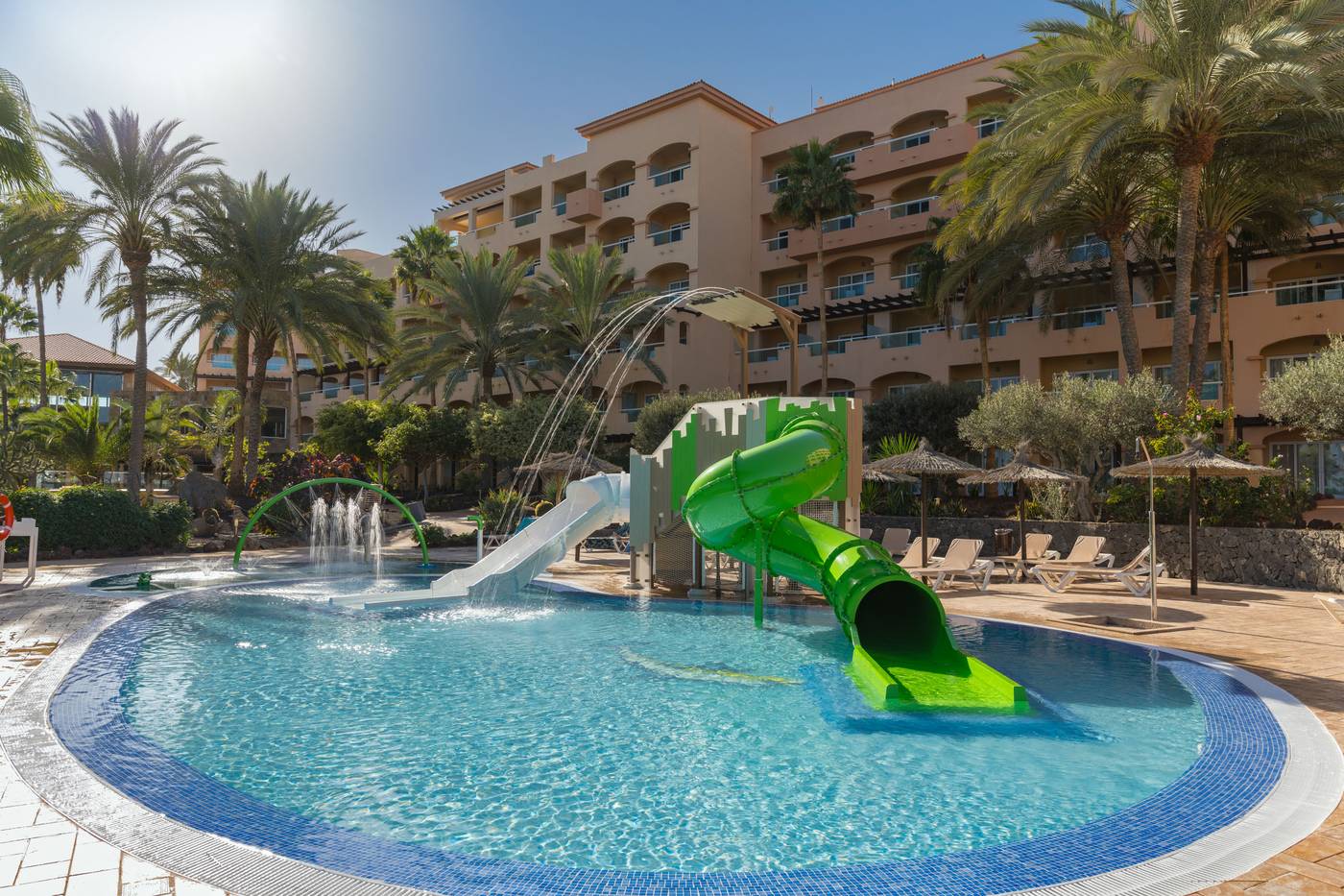 Elba-Sara-Beach---Golf-Resort-Pool-2