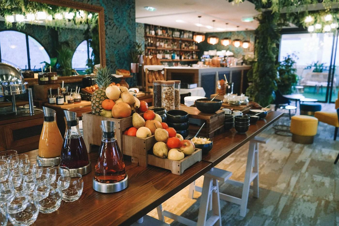 Five-Seas-Hotel-Restaurant-60