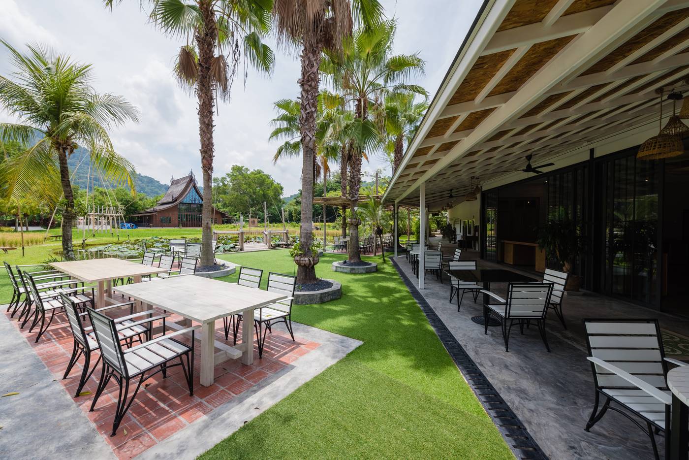 Naina-Resort---Spa-Restaurant-6