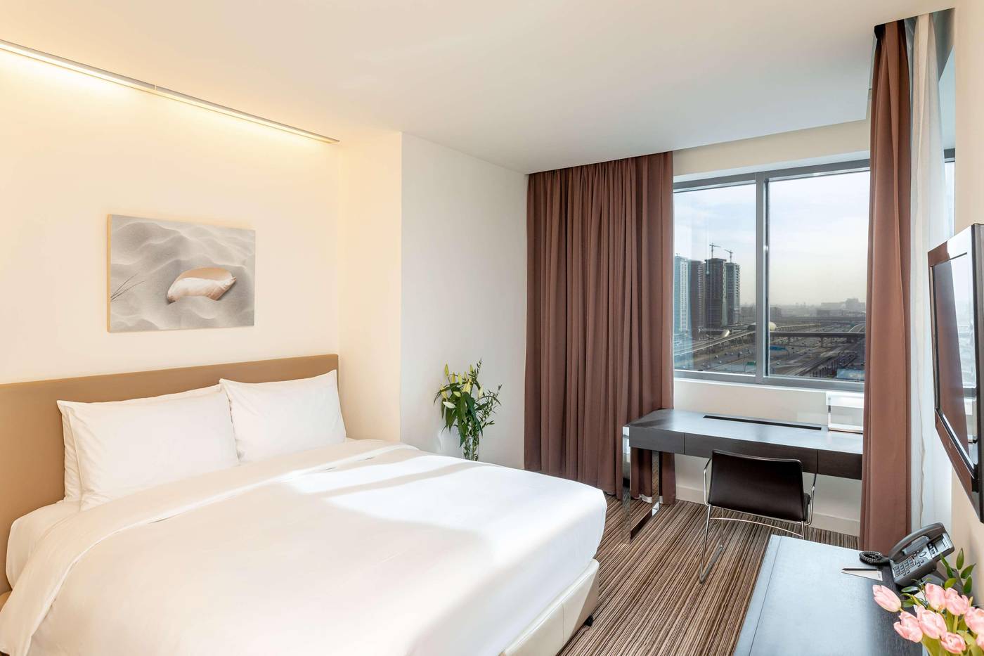 Radisson-Blu-Residence-Dubai-Marina-Room-12