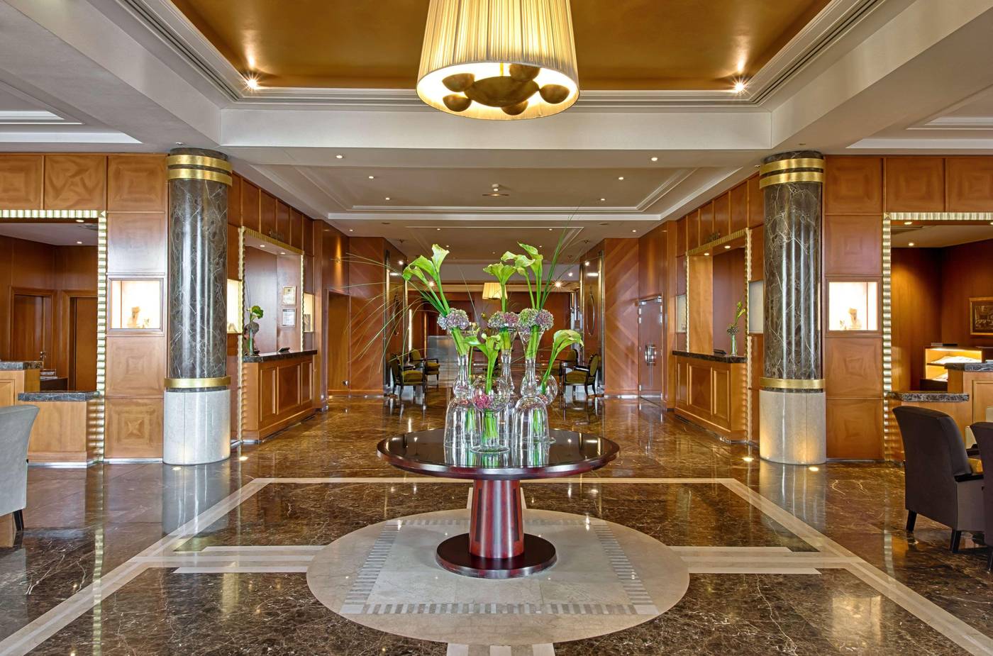 Hyatt-Regency-Nice-Palais-De-La-Mediterranee-Lobby-45