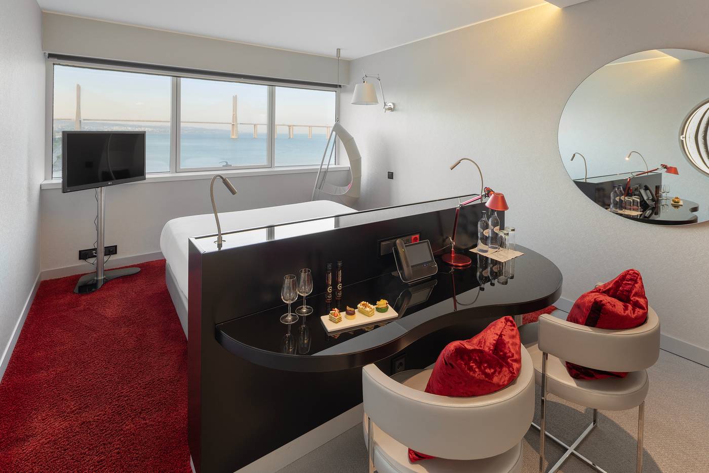 Myriad-By-Sana-Hotels-Room-8