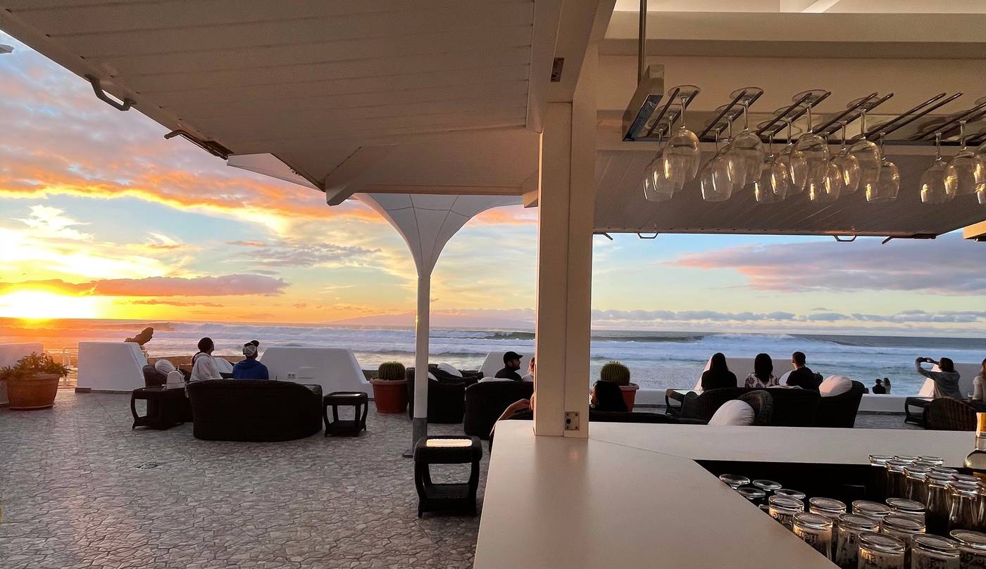 Europe-Villa-Cortes-Bar-21