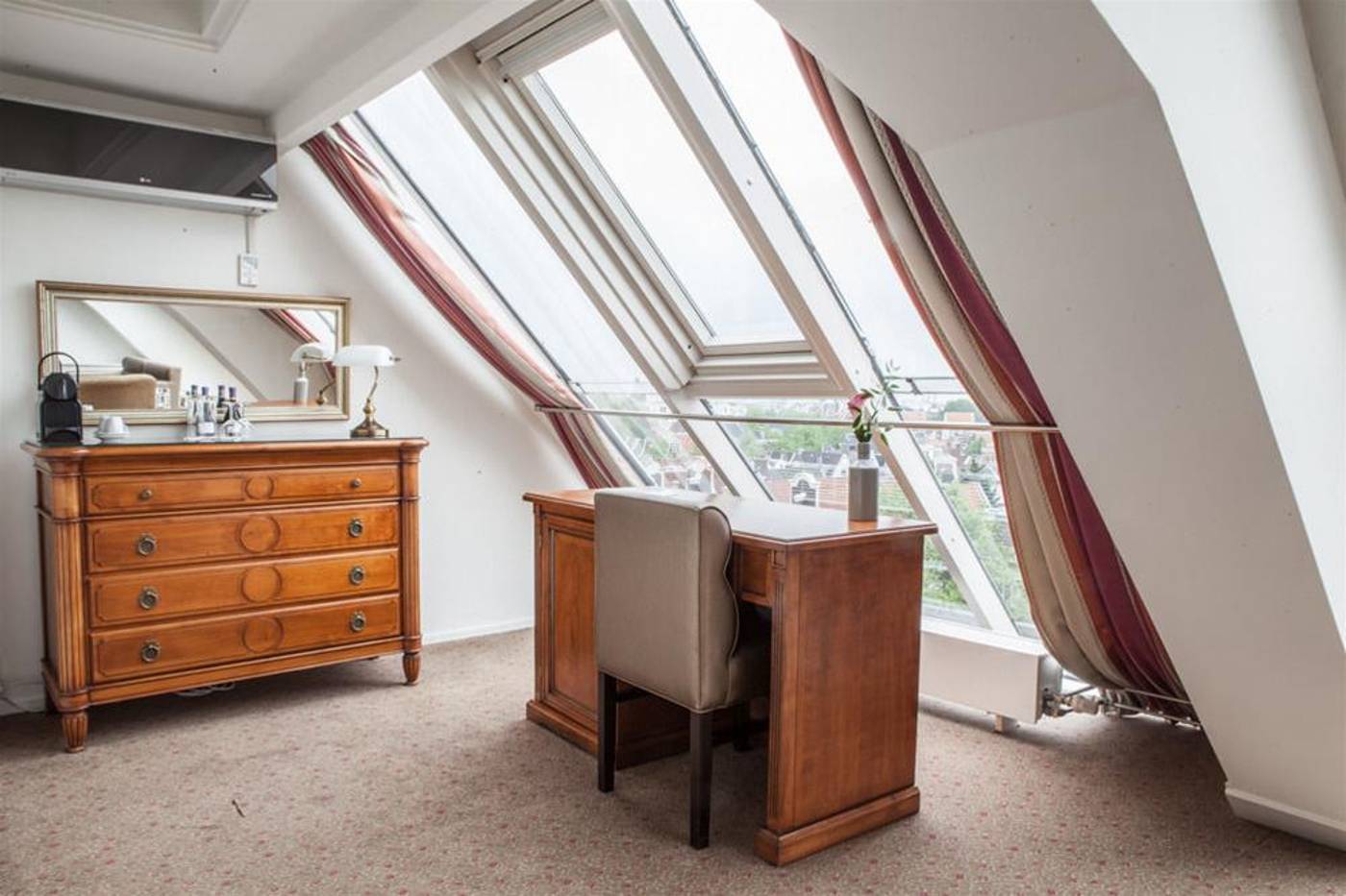 Dikker---Thijs-Fenice-General-view-8