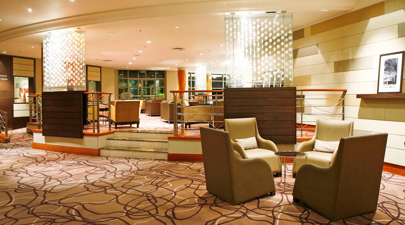 Southern-Sun-Cape-Town-Waterfront-Lobby-7