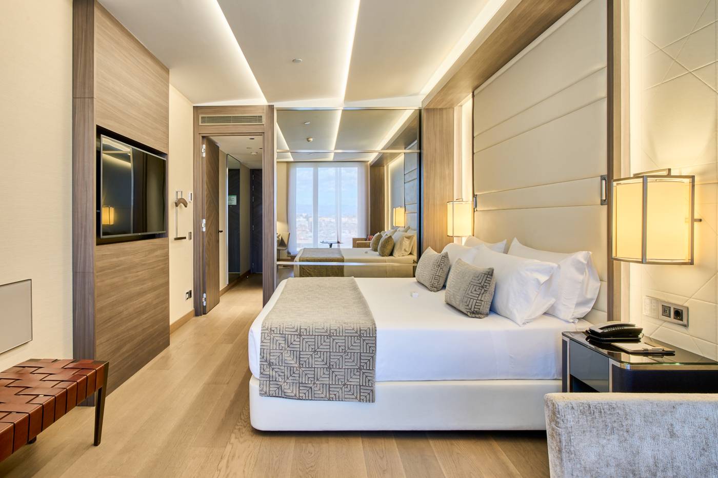 VP-Plaza-Espana-Design-Room-10