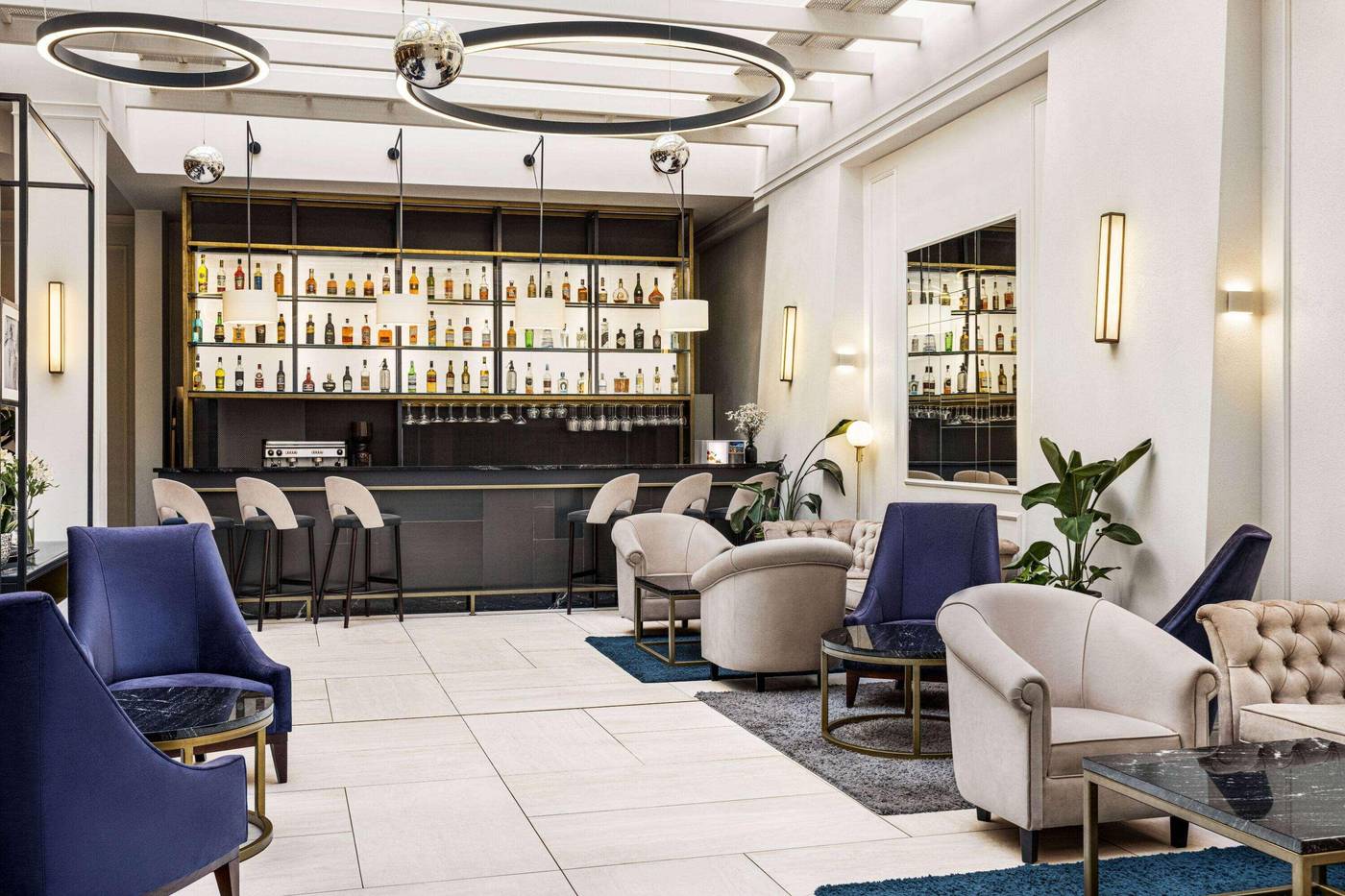 Wyndham-Grand-Krakow-Old-Town-Bar-13