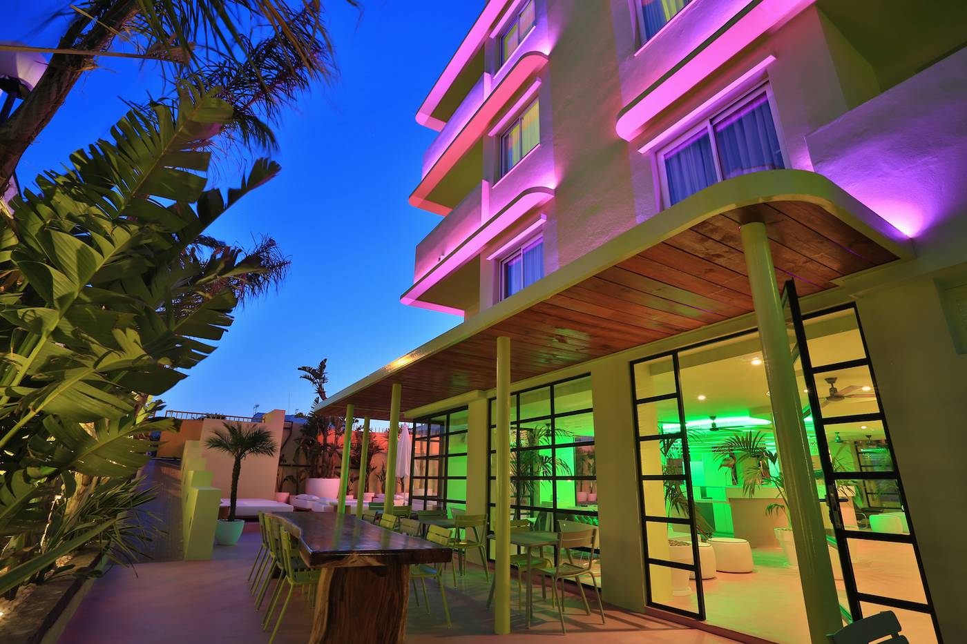 Tropicana-Ibiza---Adults-Only-Restaurant-10