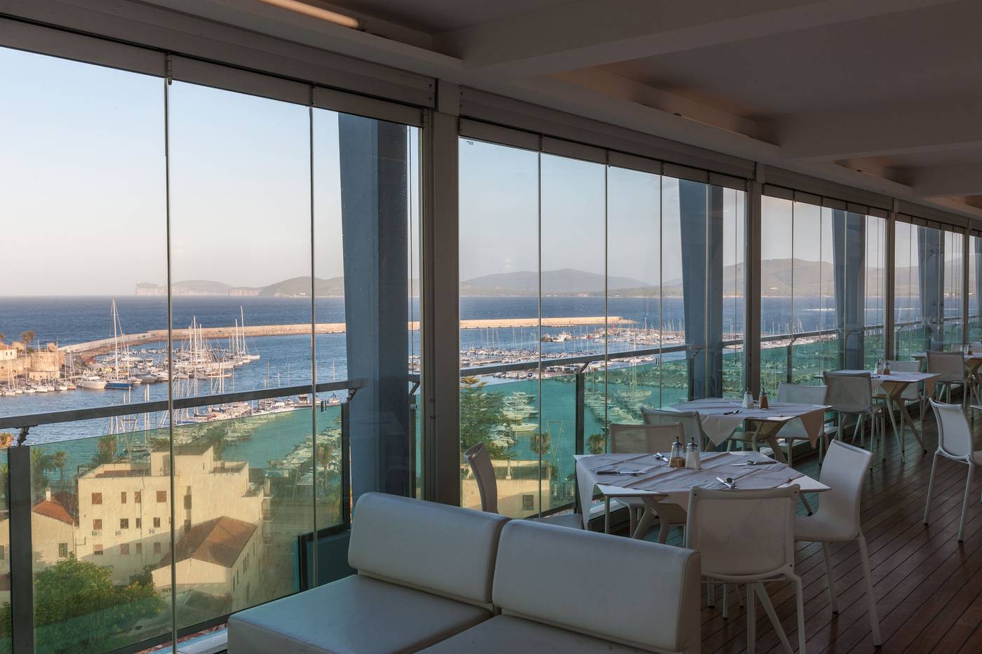 Hotel-Catalunya-Bar-49