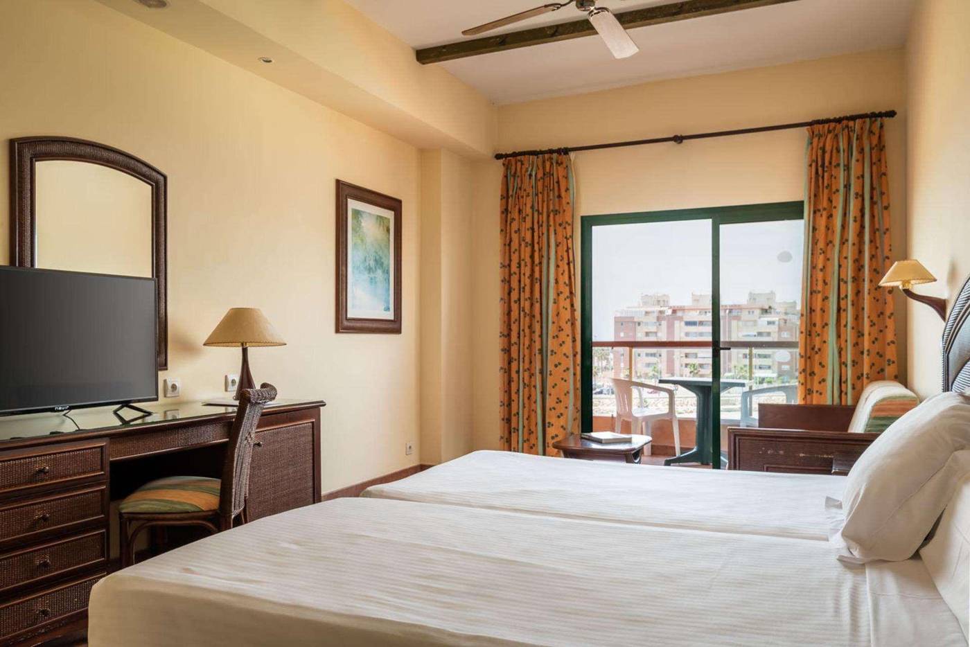 Alegria-Colonial-Mar-Room-26