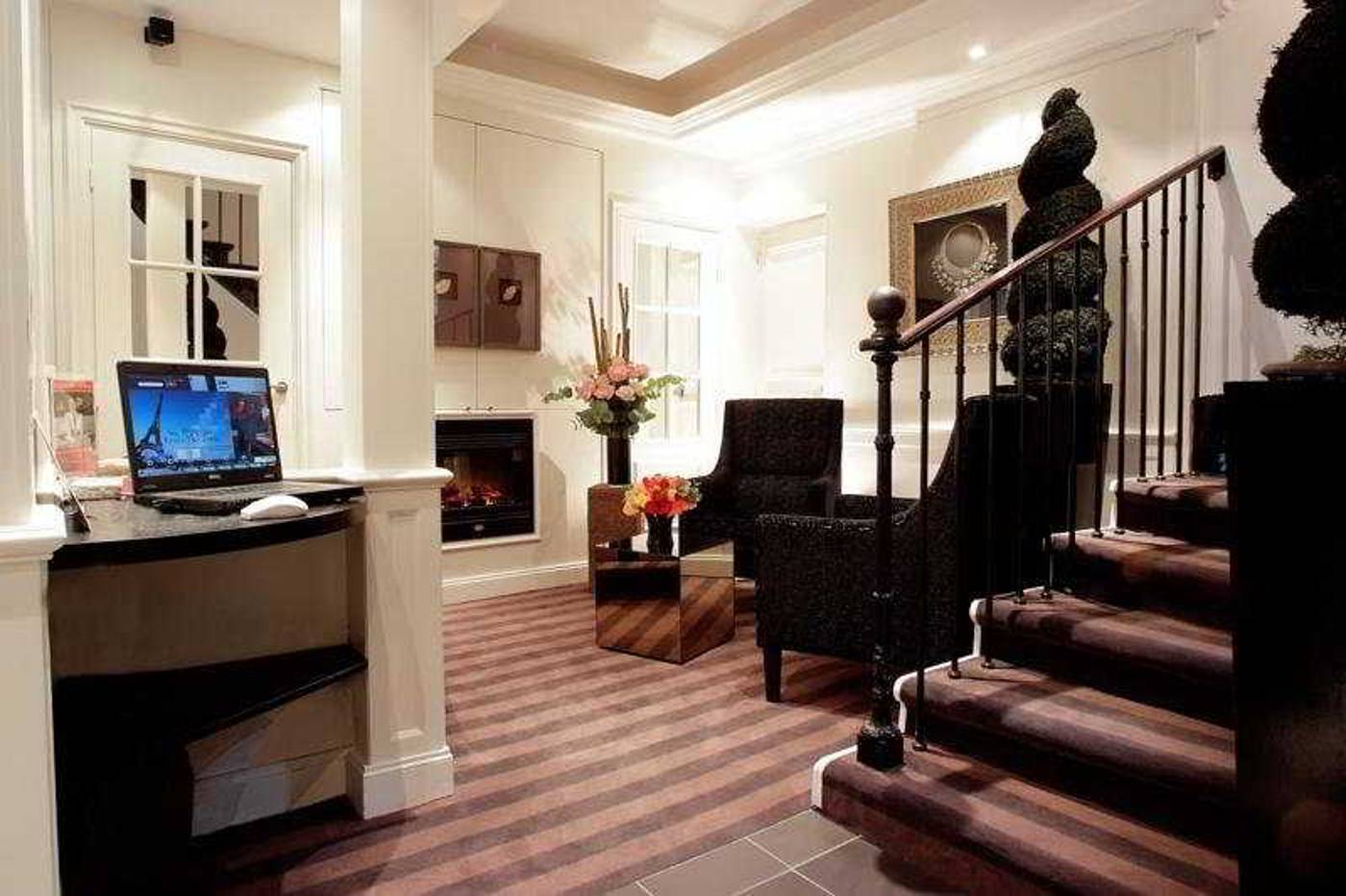 Etoile-Trocadero-Lobby-10