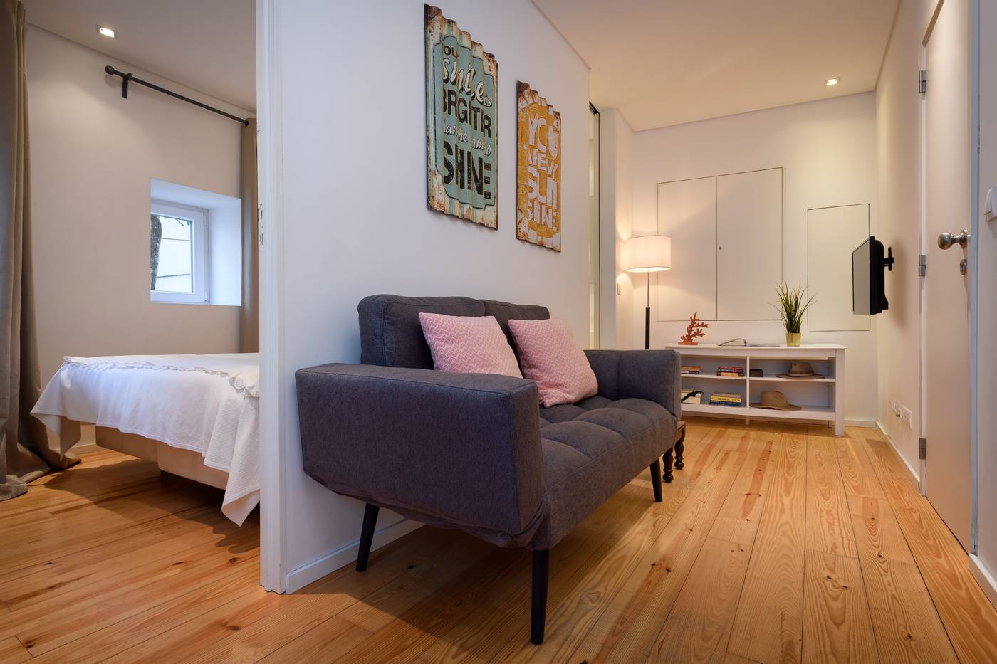 Alfama-Yellow-House-Room-11