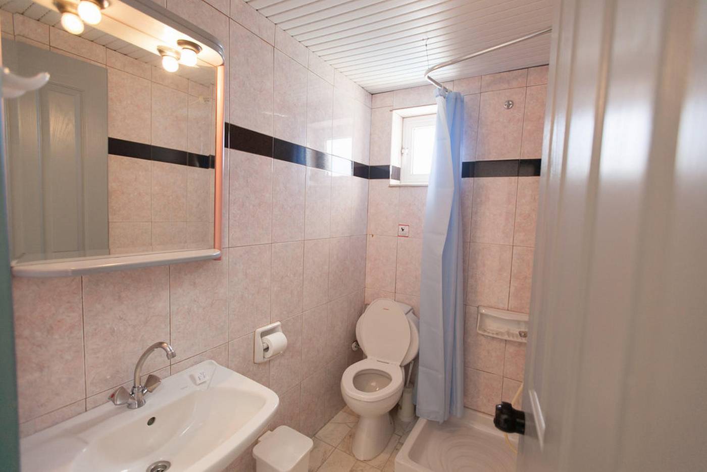 Top-Hotel-Room-39