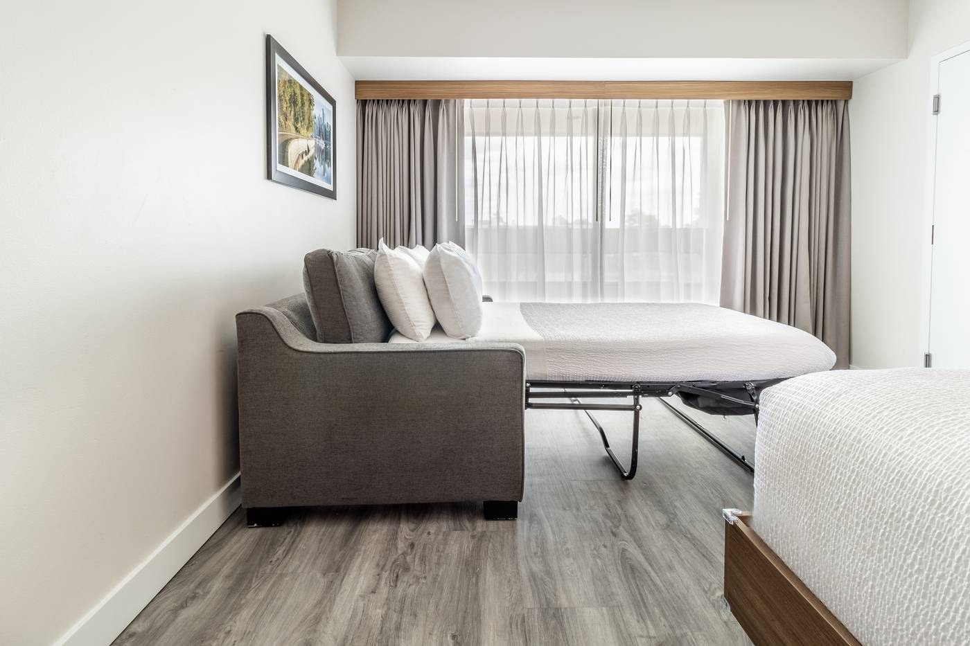 Atrium-Hotel-Vancouver-Room-39