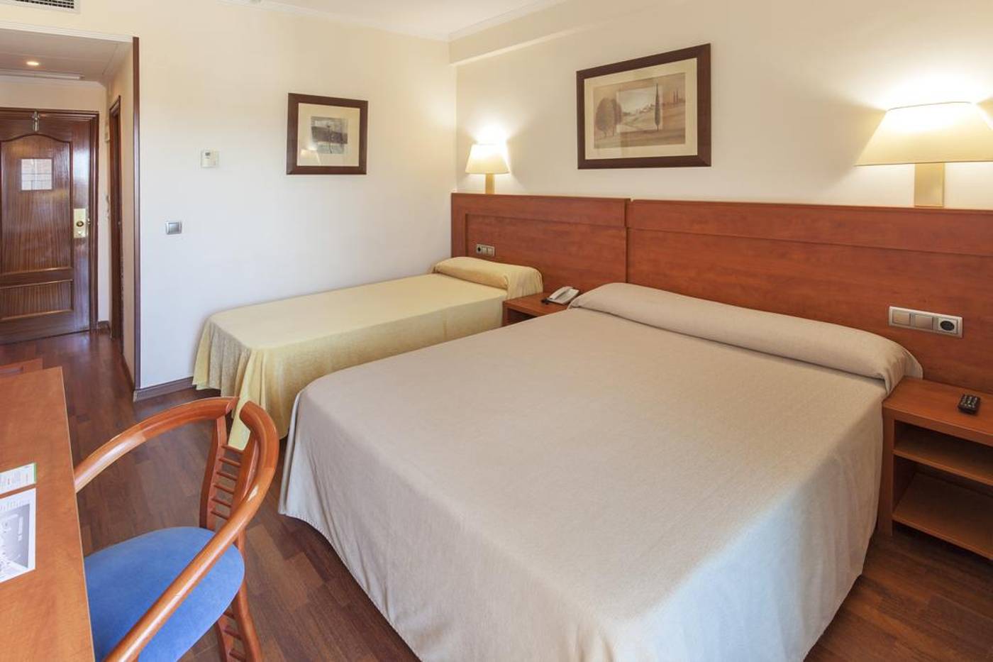 Port-Denia-Room-25