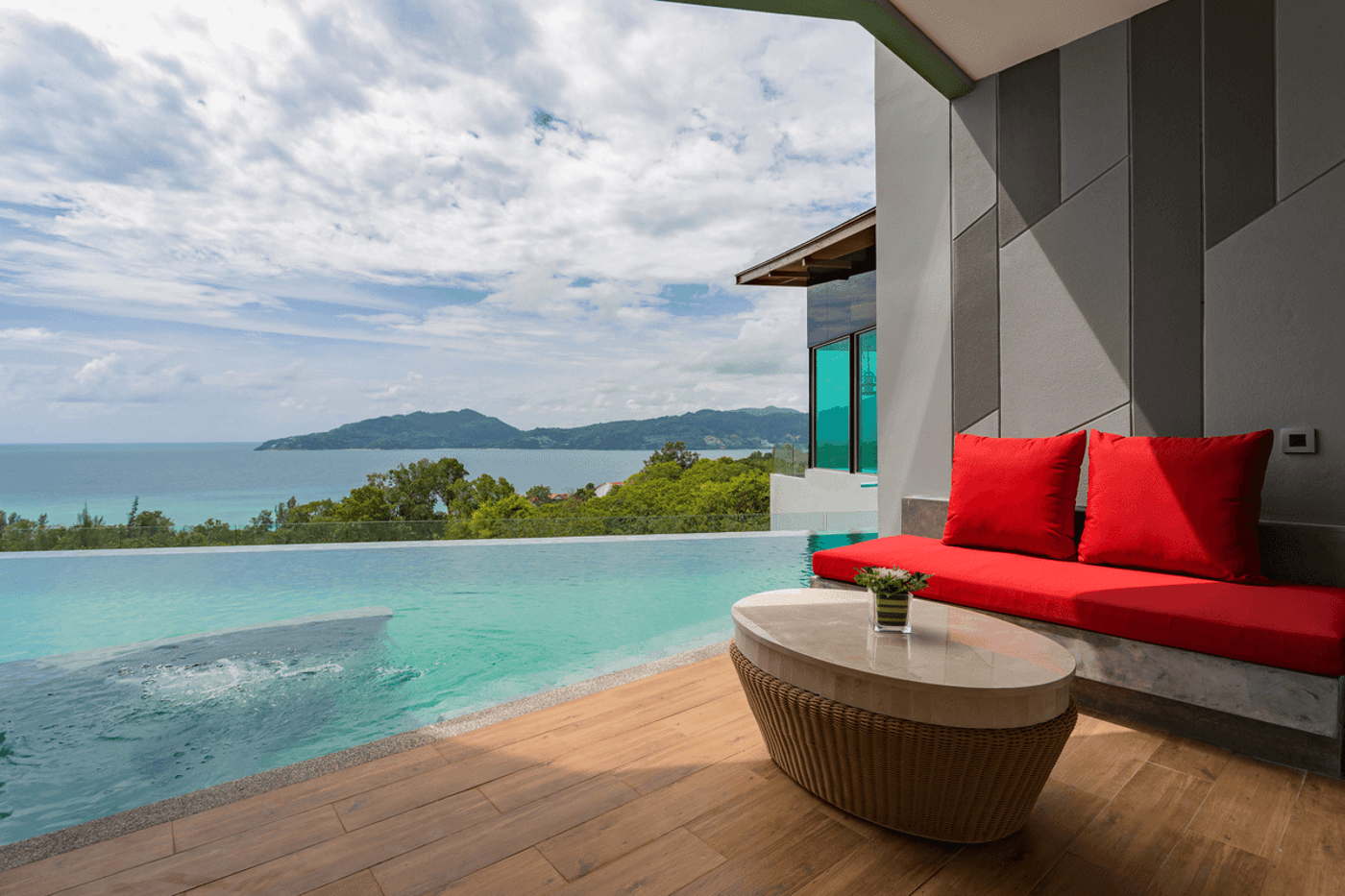 Crest Resort And Pool Villas Phuket