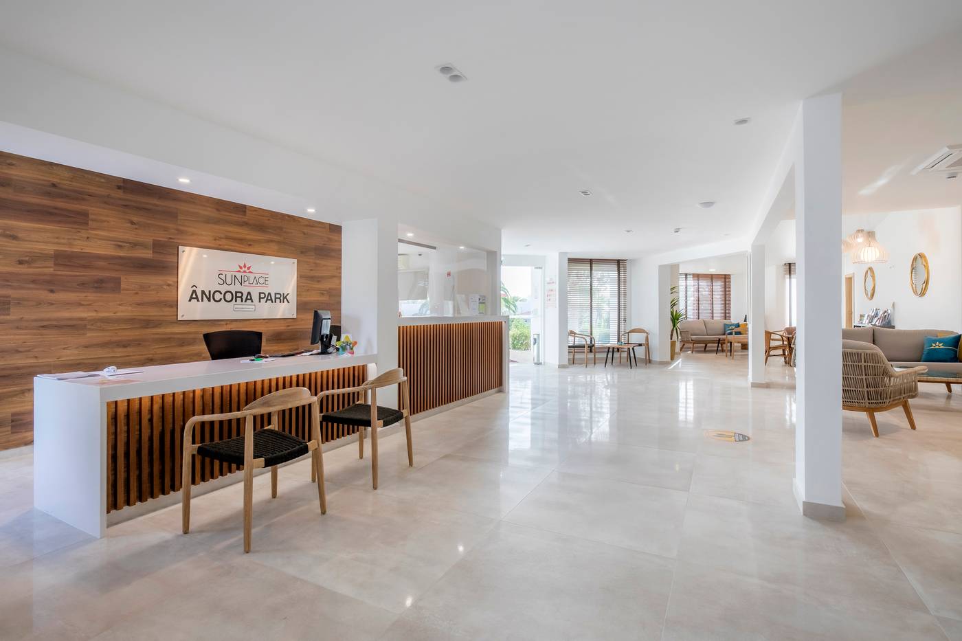 ----ncora-Park-Lobby-63