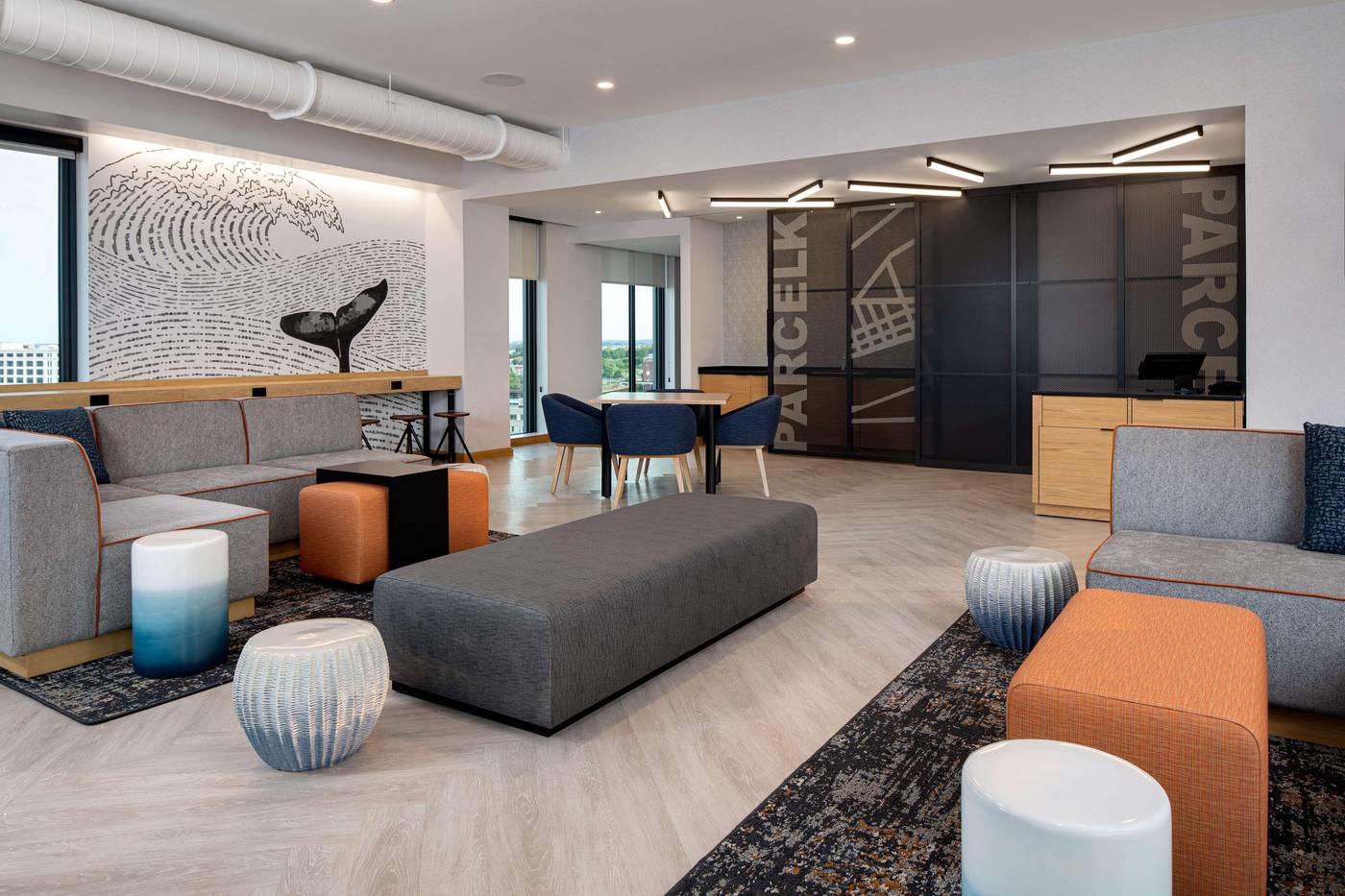 Hyatt-Place-Boston-seaport-district-Bar-2