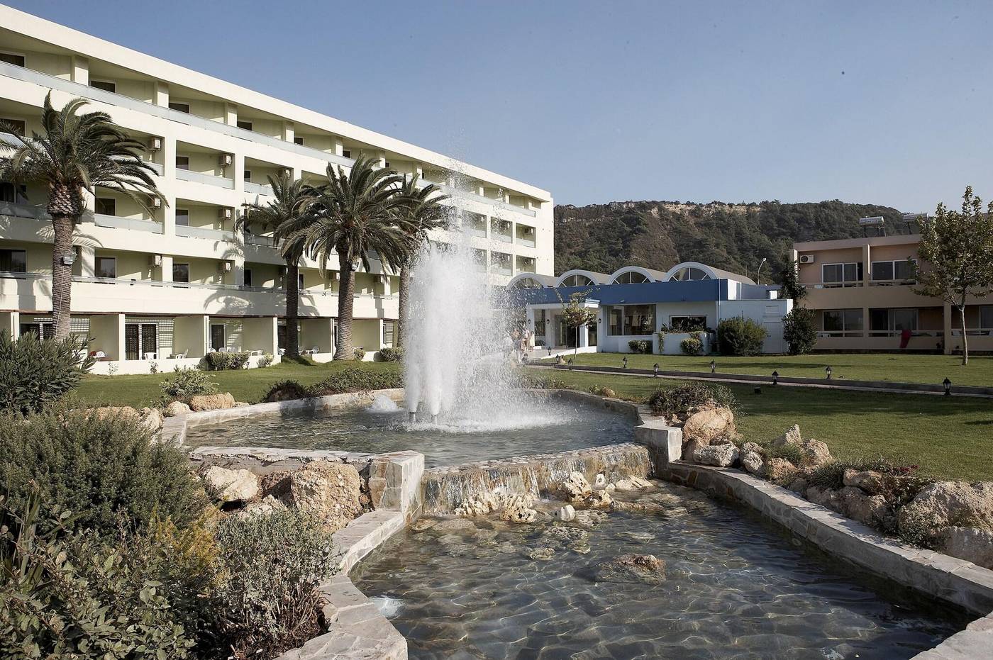 Avra-Beach-Resort-Hotel---Bungalows-General-view-14