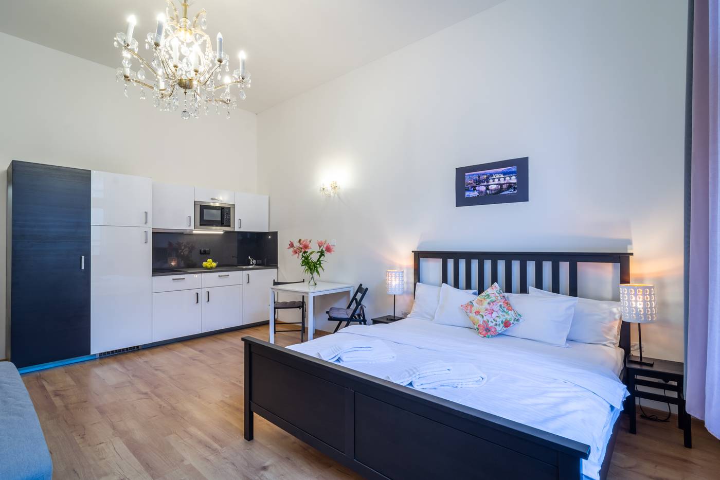 Royal-Road-Residence-Room-41