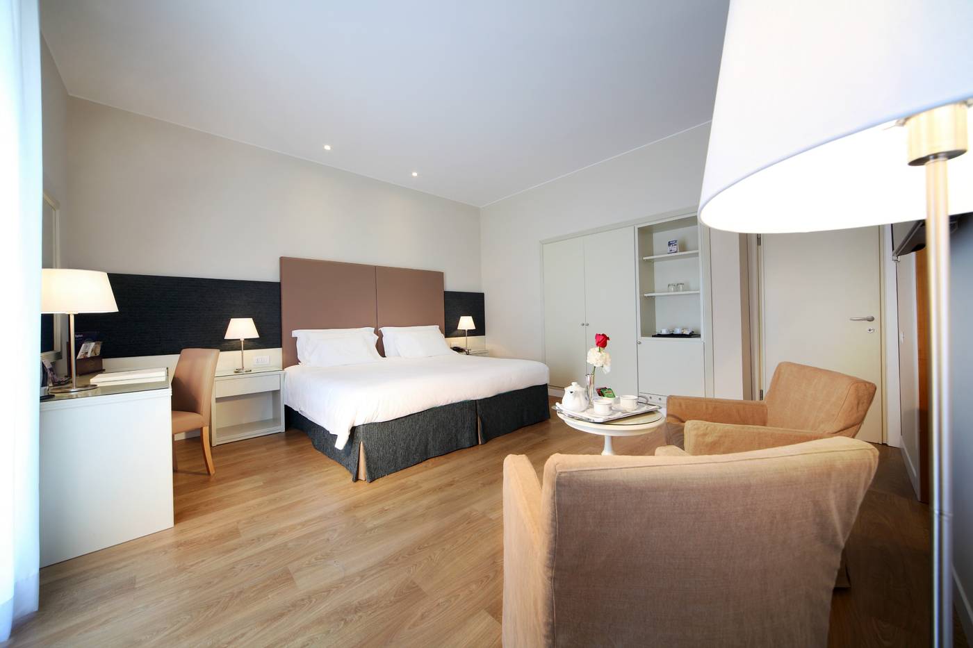 National Hotel-Italy-RIMINI-Room-10