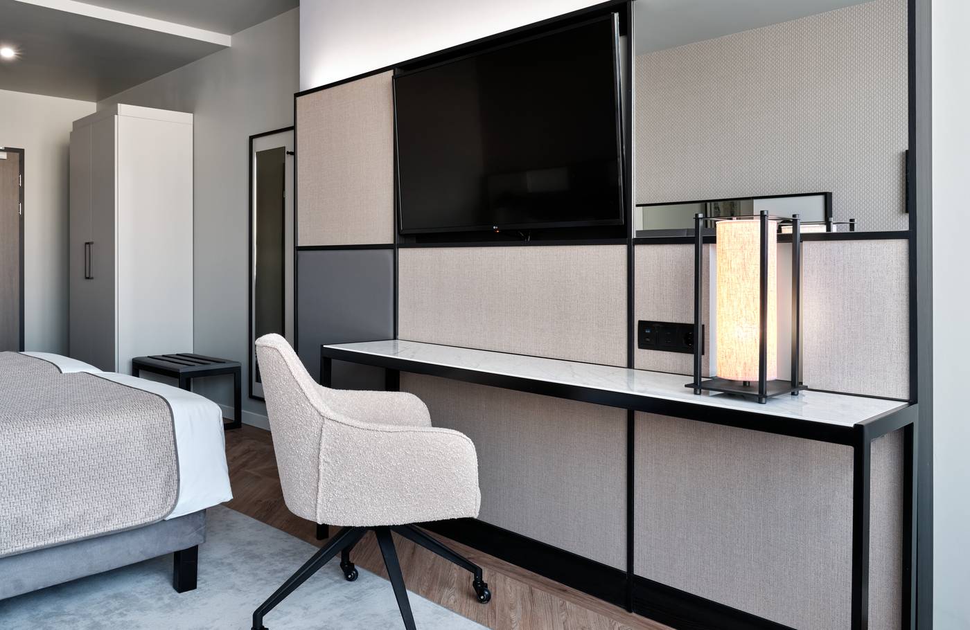 Leonardo-Royal-Hotel-Warsaw-Room-54