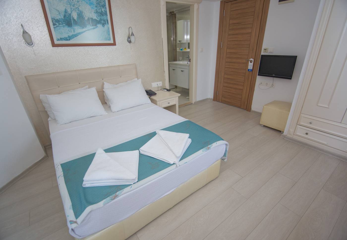 Geo-Beach-Hotel-Room-13