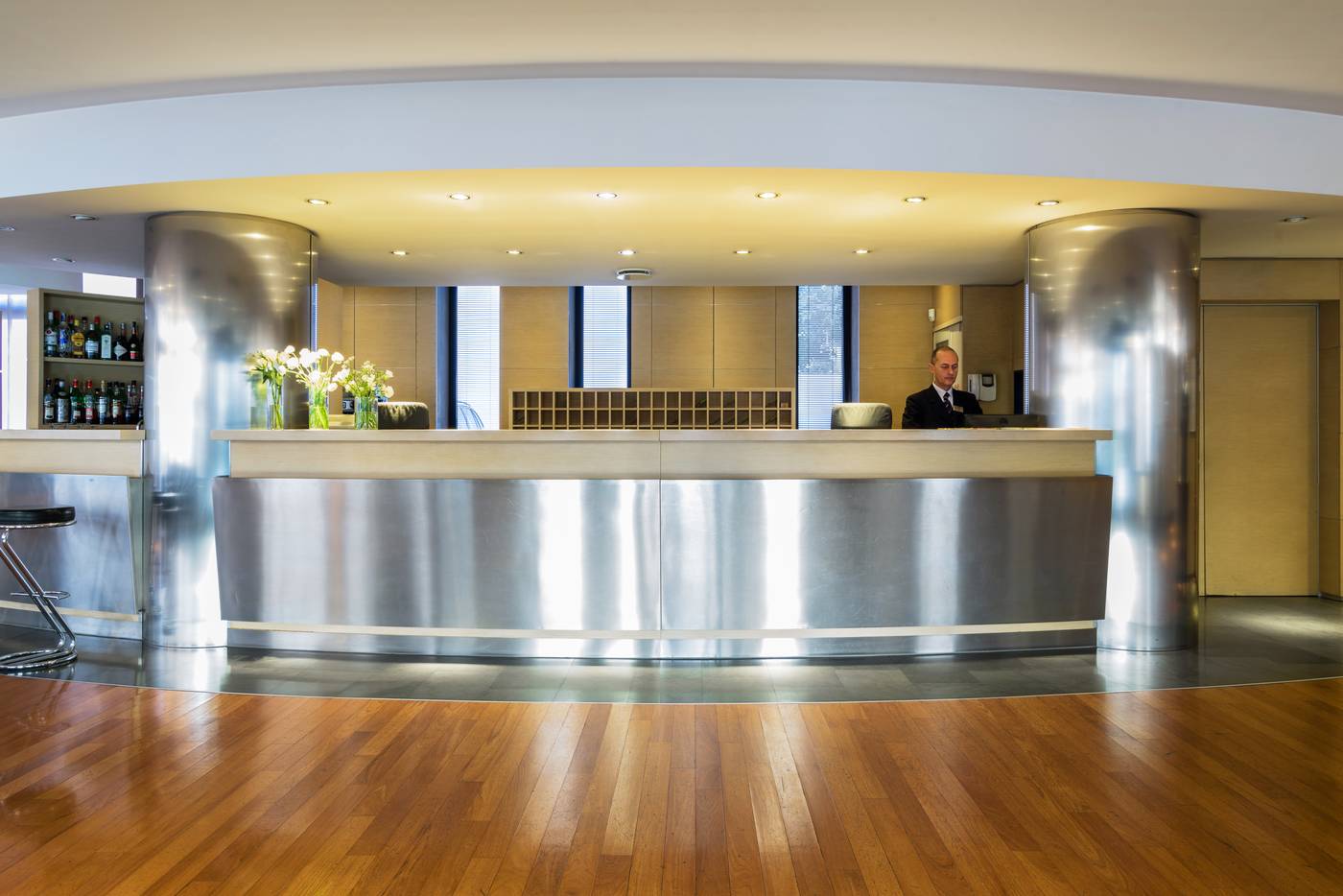 B-B-Hotel-Milano-La-Spezia-Lobby-12