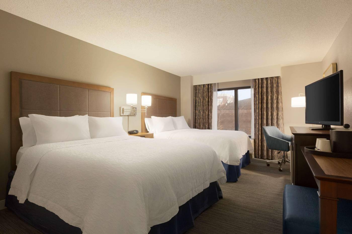Hampton Inn & Suites Nashville-Downtown-United States-NASHVILLE-Room-10