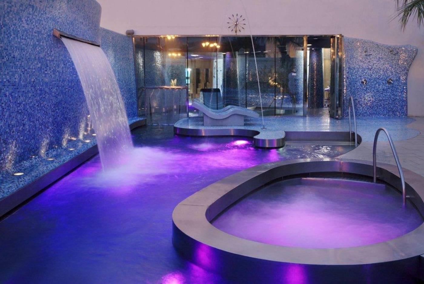 Las Arenas Balneario Resort