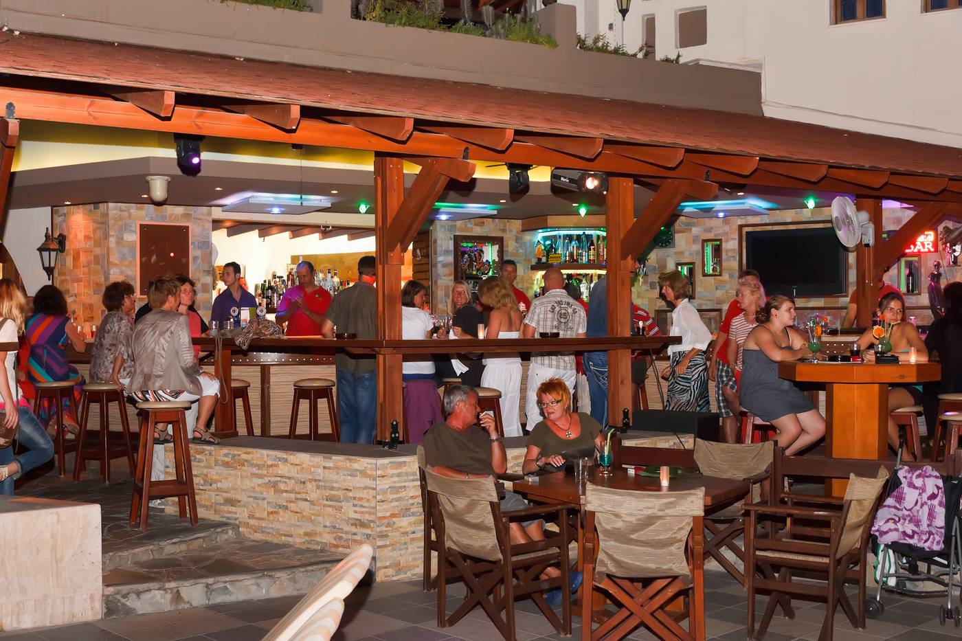 Gaia-Garden-Bar-32