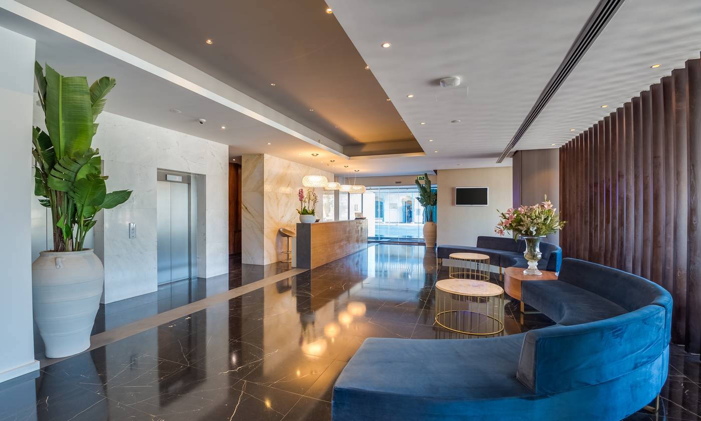 Sun-Hall-Hotel-Lobby-27