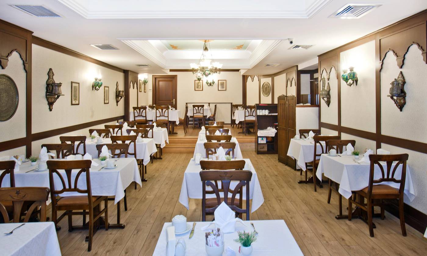 Orient-Express-Hotel-Restaurant-29